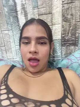 Snapshot of Valery_lux16 chatting on 9, 11, 2025 Valery lux16 online show from 9, 11, 2025