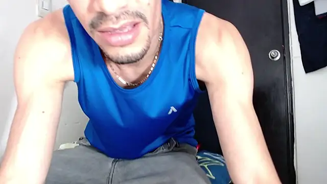 LATINO27CM online show from 8, 3, 2026