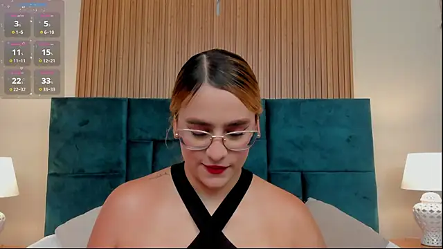 Amber kiss  online show from 5, 5, 2026