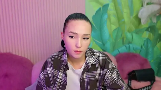 Amanda Choi online show from 5, 10, 2025