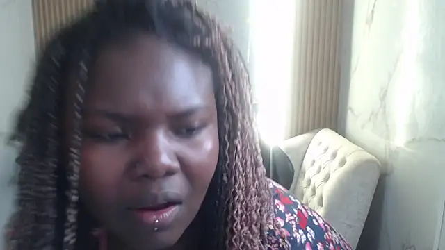 Soffia b online show from 28, 10, 2025