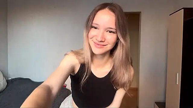 Kimi Kiwi online show from 26, 9, 2025
