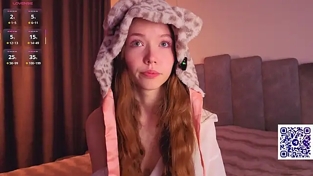 Polly Meowww online show from 22, 9, 2025