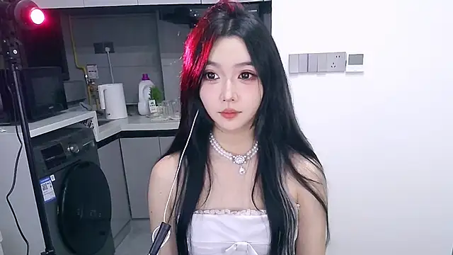 Snapshot of Miao-Maimiao chatting on 8, 10, 2025 Miao-Maimiao online show from 8, 10, 2025