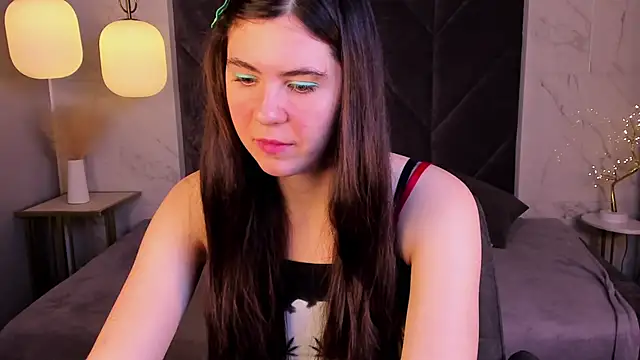 Amy Sparkle online show from 5, 11, 2025