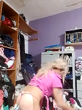 transreyna online show from 17, 2, 2026