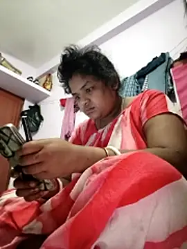 Deborbhavi222 online show from 13, 4, 2026