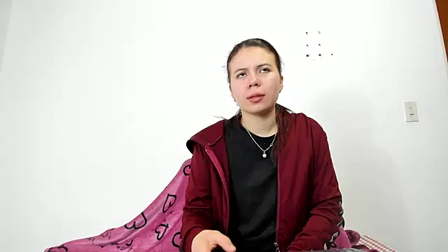 Valen tina online show from 29, 9, 2025