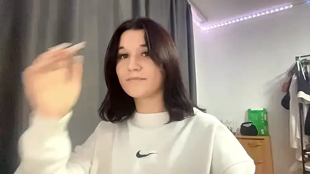 Nana Neko online show from 26, 9, 2025