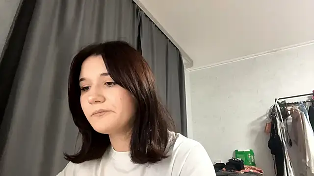 Nana Neko online show from 3, 10, 2025