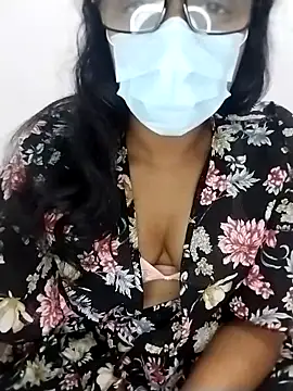 Snapshot of sexybolegirl chatting on 15, 3, 2026 sexybolegirl online show from 15, 3, 2026