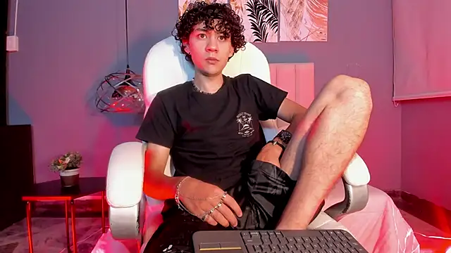 Helios Obscuro online show from 8, 11, 2025