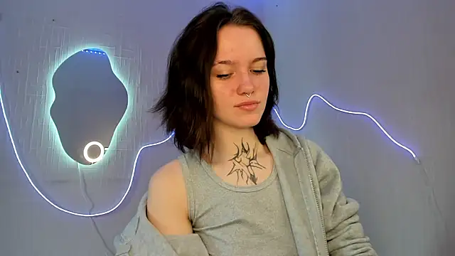 Elastikisss online show from 8, 3, 2026