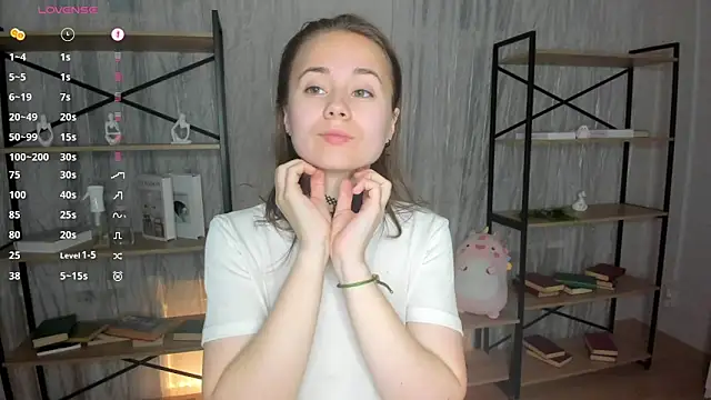 Snapshot of Crysta1Eva_ chatting on 13, 6, 2026 Crysta1Eva online show from 13, 6, 2026
