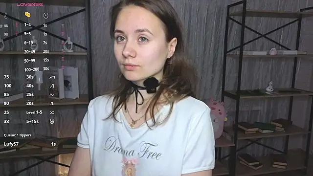 Snapshot of Crysta1Eva_ chatting on 28, 5, 2026 Crysta1Eva online show from 28, 5, 2026