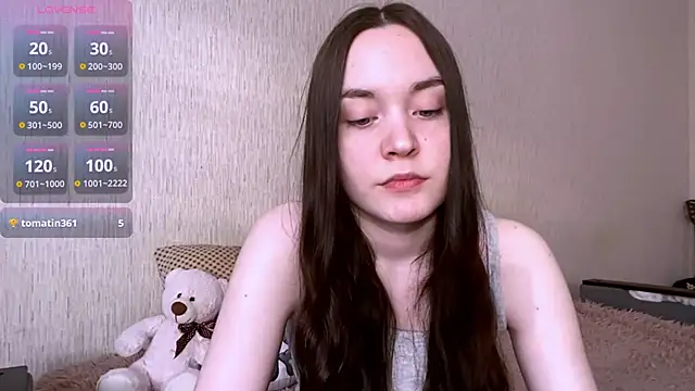 VividSienna online show from 9, 5, 2026