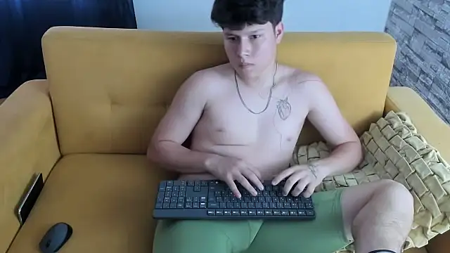 daniel leon online show from 20, 4, 2026