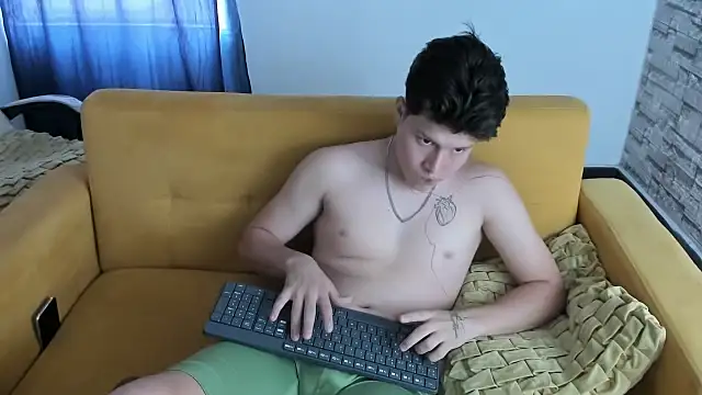 daniel leon online show from 10, 4, 2026