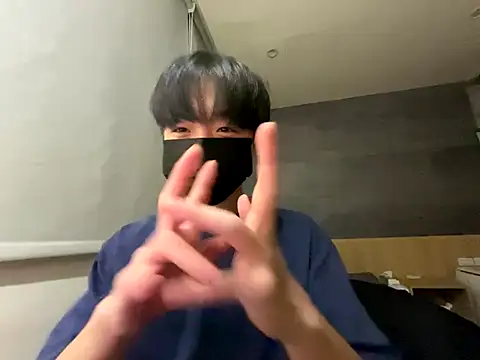 Snapshot of Yo155 chatting on 5, 10, 2025 Yo155 online show from 5, 10, 2025