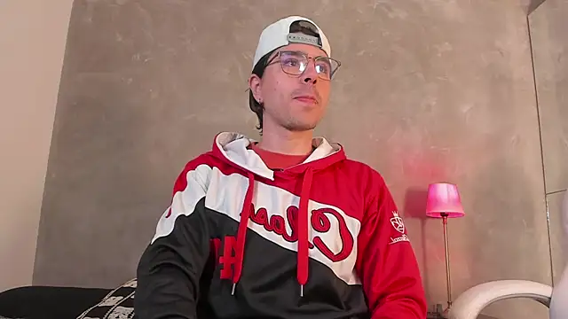 dylan cross  online show from 1, 12, 2025