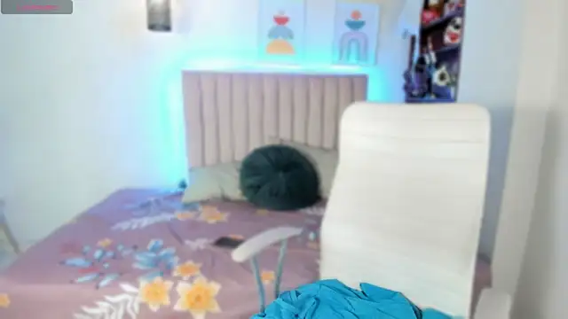 danika moriii online show from 9, 11, 2025