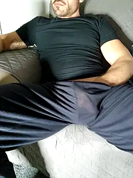 Snapshot of giovan2020 chatting on 4, 3, 2026 giovan2020 online show from 4, 3, 2026