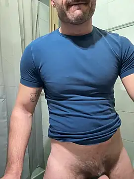 Snapshot of giovan2020 chatting on 9, 2, 2026 giovan2020 online show from 9, 2, 2026