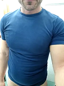 Snapshot of giovan2020 chatting on 15, 2, 2026 giovan2020 online show from 15, 2, 2026