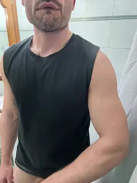 Snapshot of giovan2020 chatting on 20, 3, 2026 giovan2020 online show from 20, 3, 2026