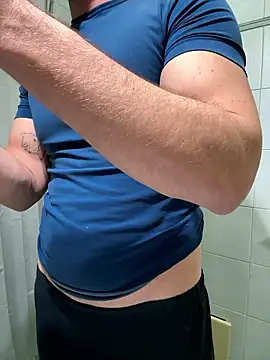 Snapshot of giovan2020 chatting on 9, 1, 2026 giovan2020 online show from 9, 1, 2026