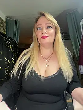 Sweet-blonde online show from 9, 4, 2026