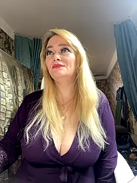 Sweet-blonde online show from 18, 11, 2025