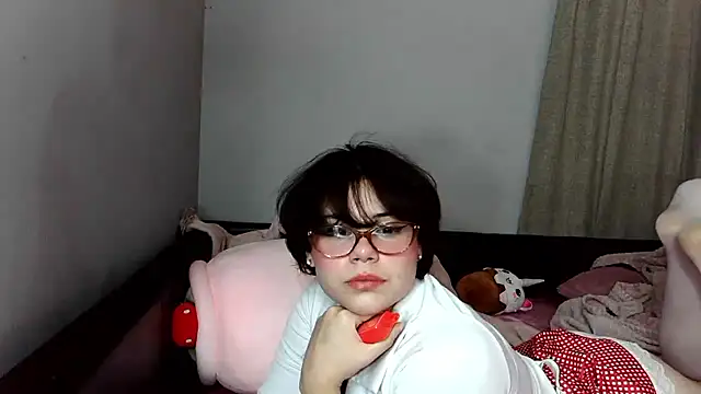 LunaMilav online show from 25, 9, 2025
