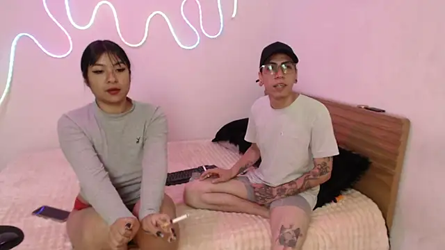 zoe-mate14 online show from 17, 4, 2026