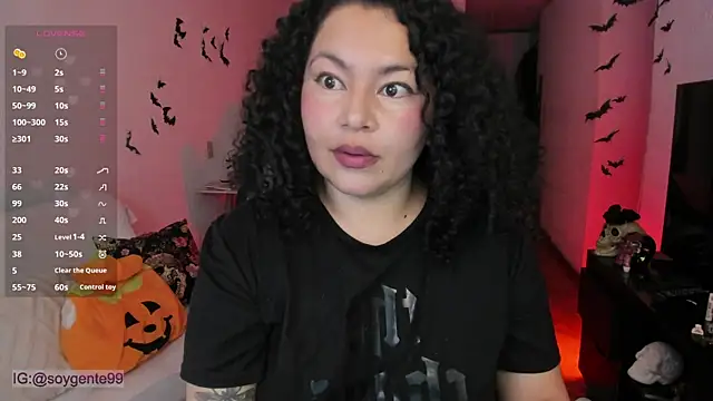 Snapshot of Chubby_Licius chatting on 24, 10, 2025 Chubby Licius online show from 24, 10, 2025