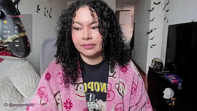 Snapshot of Chubby_Licius chatting on 5, 11, 2025 Chubby Licius online show from 5, 11, 2025