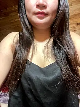 Snapshot of violet-00 chatting on 16, 5, 2026 violet-00 online show from 16, 5, 2026