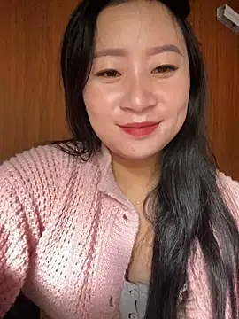 Snapshot of violet-00 chatting on 23, 10, 2025 violet-00 online show from 23, 10, 2025