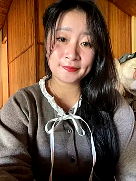 Snapshot of violet-00 chatting on 30, 10, 2025 violet-00 online show from 30, 10, 2025