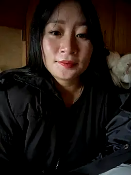 Snapshot of violet-00 chatting on 22, 10, 2025 violet-00 online show from 22, 10, 2025