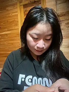 violet-00 online show from 2, 3, 2026