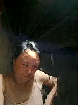 xuxulovezz online show from 7, 11, 2025