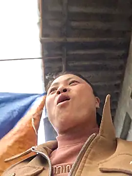 Snapshot of xuxulovezz chatting on 20, 2, 2026 xuxulovezz online show from 20, 2, 2026