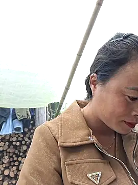 Snapshot of xuxulovezz chatting on 18, 2, 2026 xuxulovezz online show from 18, 2, 2026