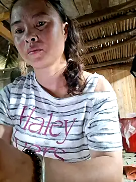 xuxulovezz online show from 22, 7, 2026