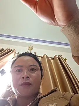 Snapshot of xuxulovezz chatting on 7, 2, 2026 xuxulovezz online show from 7, 2, 2026