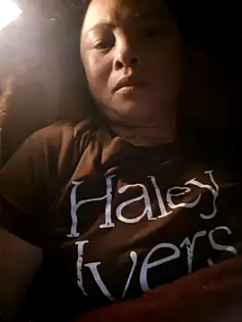 xuxulovezz online show from 30, 10, 2025