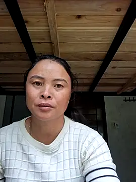 xuxulovezz online show from 29, 10, 2025