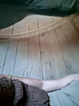 xuxulovezz online show from 21, 4, 2026