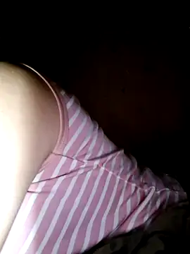 xuxulovezz online show from 30, 6, 2026